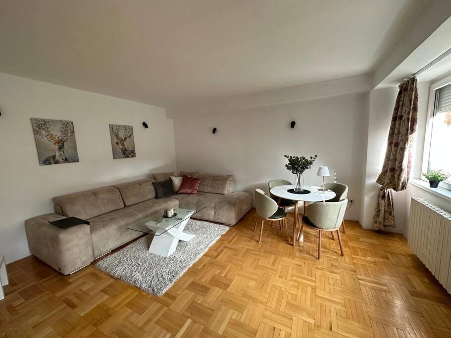 Nn Apartment Skopje Extérieur photo